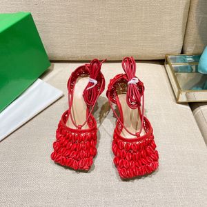 2022 fashion designer lips strap with high heel square sandals is a must for sexy girls in summer Including boxes and bags.