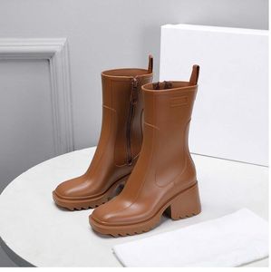 Kadın Betty Yağmur Boot Pvc Ayak Bileği Boot Rainboots PVC Beeled Çizmeler Fermuar Vintage Kare Başkanı Ayakkabı Moda Diz-Yüksek Boot Martin Çizmeler