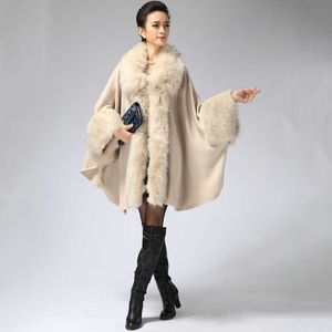 Shzq 2021 European Ryssland Style Kvinnor Stor storlek Cape Ponchos med päls krage för kvinnlig vinter cashmere pashmina halsduk wraps au h0923