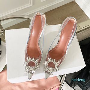 Högsta kvalitet kvinna klänning skor mode transparent pvc solros rhinestone spänne kristall häl pumpar designer sexiga spetsiga tår bröllop 856