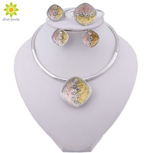 Afrikanische Perlen Dubai Schmuck-Set Silber Farbe Nigeria Halskette Ohrringe Frauen Türkischen Modeschmuck Mode Neuheiten H1022