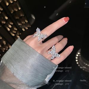 Söt fjäril ring med stor bling zircon sten för kvinnor bröllop förlovning mode smycken 2021