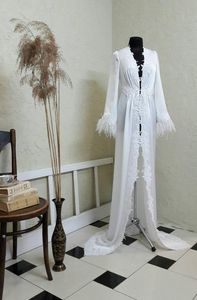 2021 Biały Maternity Sleepwear V Neck Feather Luxury dla Photoshoot Nightwear Koronkowa Aplikacja Bielizna Szlafrok