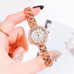 Armbanduhren Damen Designer Uhren Luxusuhr Frauen Uhr Mode Kleine Europäische Einfache Casual Beauty Delicate Armband