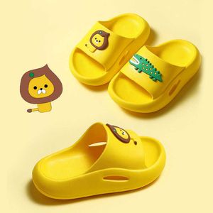 Cute Cartoon Family Matching Summer Shoes Sandals Slippers For Kids Men Women Indoor Home EVA Soft Thick Sole Portable Slides 210713