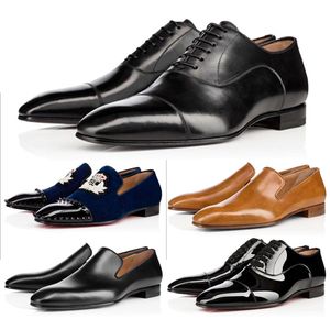 Sapatos masculinos designer tênis de couro luxo sapato camurça tênis fosco patente formadores marca rebite treinador negócios banquete estilista sapato