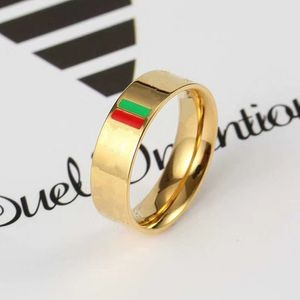 Klassisk Titanium Stålband Ringar Rose Silver Par Män och Kvinnor Guld Ring Röd Grön Bröllop Mode Lovers Smycken Gift