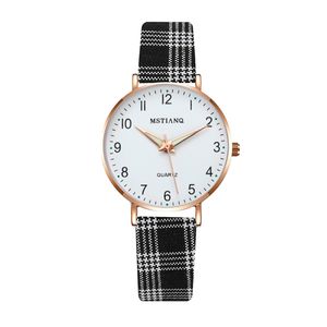 Donne guardano la cintura in pelle casual Lady Small Dial Quartz Owatch 30mm