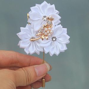 Dekorative Blumen Kränze Reiner Weiß Satin Braut Hochzeit Corsage Gold Blatt Kristall Partei Kleid Pin Broschen für Herrenanzug