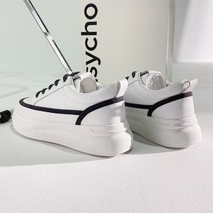 2021 Tasarımcı Kadın Koşu Ayakkabıları Siyah Gri Yansıtıcı Moda Bayan Eğitmenler Spor Sneakers Yüksek Kalite Boyutu 35-40 WL