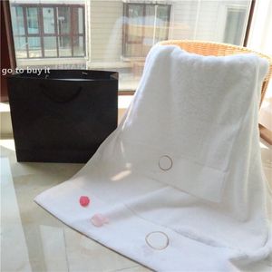 Cotton Jacquard Towels Gift Shopping Bag Packaging High Quality White Soft Bath Towel Water Absorbent Thickened 13