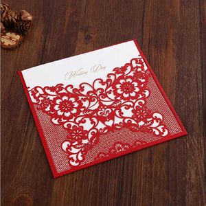 50st Red Laser Cut Wedding Invitations Card Hollow Butterfly Elegant gratulationskort kuvert bröllopsfest gynnar dekoration SH190923