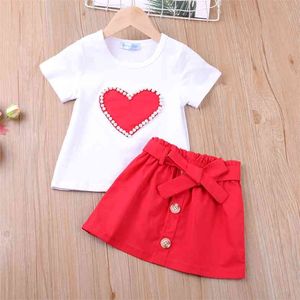 Sommar T-shirt + Knapp Dekoration Kort kjol 2PCs Barnkläder Tjej Kid Set Baby 210528