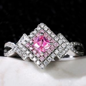 気質の甘い女性の指輪ピンクのキュービックジルコニア光沢のある結婚記念日リングプロミスジュエリー