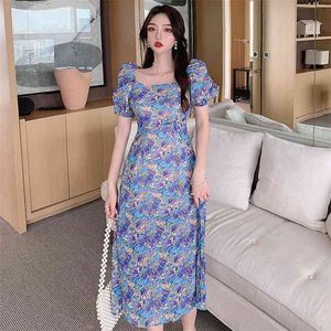 French Vintage Floral Dress Summer Puff Sleeve Women Square Collar Sexy Split Casual Ladies Party 210519