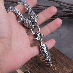 Aldrig blekna män keltiska varg halsband viking vegvisir amulet spear hänge norska runes ankare fläckar kung kedja smycken x0707