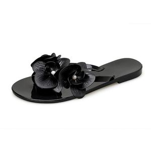 Terlik Yaz Flip Flops Kadın Üç Çiçek Sandalet ve Camellia Jelly Tatlı Düz Moda Plajı Kadın Ayakkabıları