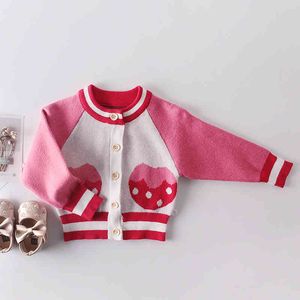 Baby Girls Sweet Strawberry Coat Barnkläder Vår Höst Långärmad Barn Cardigan 210429