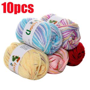 1pc 10st Soft Silk Fiber Cashmere Ullgarn för barn Miljövänligt färgat Baby Garn för stickning Partihandel 500g / Lot Y211129