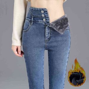 Vinter tjockna knapp Ultra hög midja jeans kvinnor smal varm velvet skinny denim byxor koreansk casual blå penna stretch jean 211129