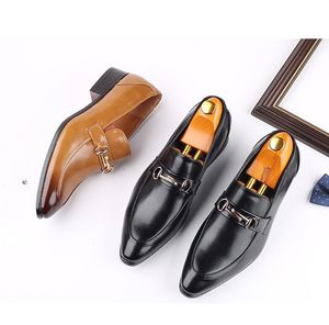 Обувь для кисточки Loafer Мужчины скользят на вождении мокасинов, удобных для моды для моды, кожаная повседневная обувь