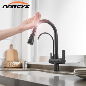 Inteligentny dotyk baterie kuchenne Crane Kitchen Water Filter Tap Trzy sposoby Mikser zlewozmywakowy i chłodnia Kalówka Torneira NAR-1 210719