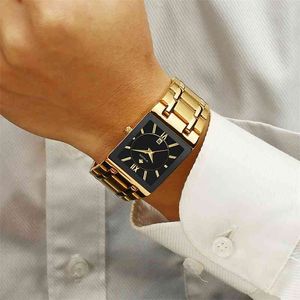男性腕時計トップブランド豪華なwwoorゴールドブラックスクエアクォーツ時計男性防水ゴールデンオスの腕時計男性腕時計210527