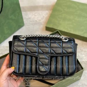 21SS 최신 디자이너 쇼커 가방 소 가죽 고품질 Luxurys Womens 핸드백 패션 클래식 문자 솔리드 컬러 미니 메신저 가방
