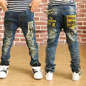 2022 Nya barnkläder Pojkar Jeansbyxor Vår Höst Kids 3 till 14 år gammal Koreansk Baby Boy Casual Denim Long Trousers G1220