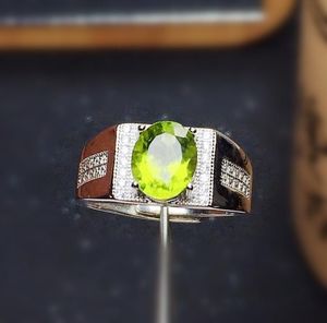 Klaster pierścieni Mężczyźni Ring Naturalne Prawdziwe Peridot lub Black Opal Big na biżuterię ct Gemstone Sterling Silver Fine X2091609