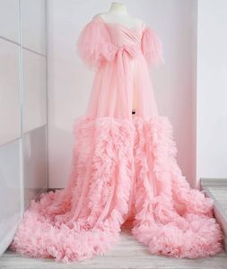 Lekki Różowy Buffy Krótkie Rękawy Prom Dresses Ruffles Szata Tulle Wielopiętrowy Suknia Wieczorowa Cutsom Made Plus Size Party Szaty Zdjęcie Shoot Vestidos