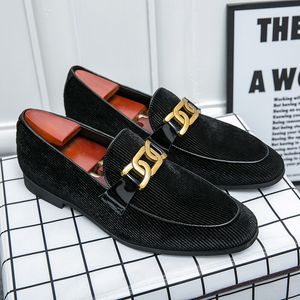 Włoski Handmade Duży rozmiar 38-48 Mężczyźni Mokasyny Soft Casual Skórzane Mężczyźni Buty Slip-on Wygodne Grube Dotykowe mokasyny