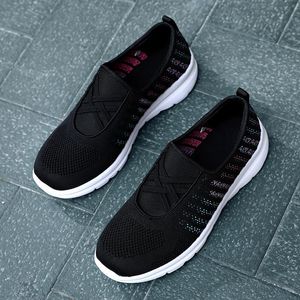 2021 varış kadın rahat moda koşu ayakkabıları sneakers mavi siyah gri basit günlük örgü kadın eğitmenler açık koşu yürüyüş boyutu 36-40