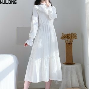 Wiosna Letnia Eleganckie Kobiety Suknie Flare Rękaw Turtleneck Elastyczna Party Waist Party White Dress Mujer Vestidos Drop 210514