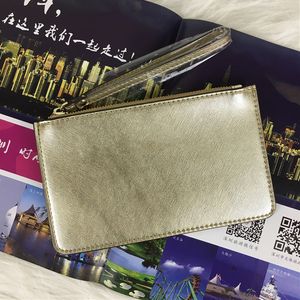 Varumärkesdesigner plånböcker Wristlet Women Coin Purses Card Holder Phone Evening Clutch Bags Zipper Pu Design Wristlets 27 Färger