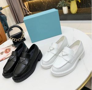 Designer Women Casual Shoes Retro Shiny Leather Loafers Zigzag Embossed Rubber Integrated Sole Upper Strap Size 35-40