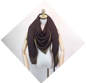 2021 Mode Pashmina Silk Scarf Check Bandana Kvinnor Lyxig Design Scarfs Echarpe de Luxe Foulard Infinity Sjal Ladies Scarves Storlek cm