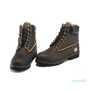 2021 Stivali in legno alla moda Scarpe da uomo firmate Caviglia invernale di alta qualità Lavoro da escursionismo da cowboy tricolore scavato