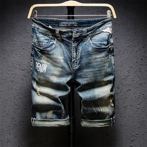 Persönlichkeit Trend Brief Druck Männer Casual Denim Shorts Sommer neue hochwertige Baumwolle Retro Distressed Jeans Shorts 210319