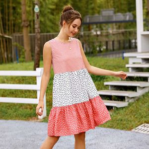 Sommar Polka Dot Stitching Ärmlös Sexig Klänning Kvinnor Casual O-Neck Boho Style Ladies Street Swing Beach Holiday Party Dress 210608