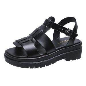 Sandals Feminino Summer influxo de 2021 estudantes insina estilo harajuku crosta grossa muffin aumentou movimentos de vestido de roma plana sapatos