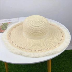 ベレー帽夏の中空の通気性の手作りワイドの丸い特大のビーチの帽子のための大きい麦わら帽子紫外線保護折りたたみ太陽の色合い