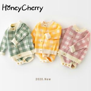 Infant Long-Sleeved Plaid Coat Strap Triangle Jumpsuit Sweater Two-Piece Set baby girl winter clothes 210515