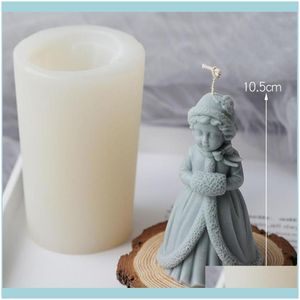 Candela profumata Fragranze per la casa Decor Giardino Natale Bambina Bambola Mod Stampo Fai da te Sposa Modello in cera Resina epossidica Stampi fatti a mano Drop Delive