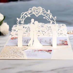 Biglietti d'auguri 1 PZ Invito a nozze con taglio laser europeo Carta elegante a forma di cuore in pizzo ripiegabile 3D