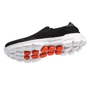 2021 Män Kvinnor Running Skor Svart Blå Grå Mode Mens Trainers Andas Sport Sneakers Storlek 37-45 Qu