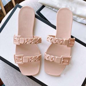 Mode Frauen PVC Hausschuhe Offene spitze Kette Flache Schuhe Damen Strand Straße Sandalen Gelee