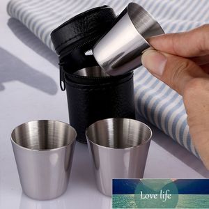 4pcs 30ml Coffee Beer Cup Outdoor Pratico Tazze in acciaio inossidabile Colpi Set Mini bicchieri per vino da whisky Bicchieri portatili Prezzo di fabbrica design esperto Qualità