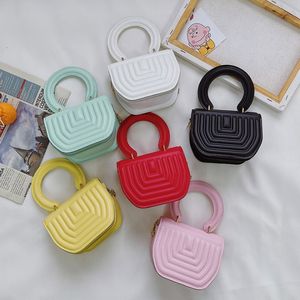 2021 fashion girls princess handbag summer children lovely PU solid color one shoulder bag kids chain casuam messenger bags F311