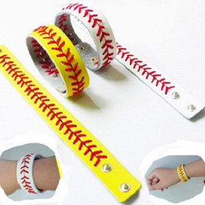 Softball/Baseball 4 kit regalo bomboniera in pelle, un set = 1 portachiavi + 1 braccialetto + 1 fascia per capelli + 1 fiocco per capelli = 4 pezzi, perfetto